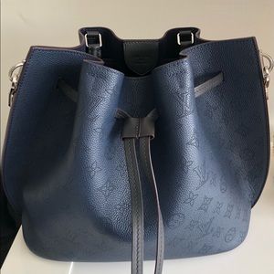 100% Authentic Louis Vuitton Neonoe